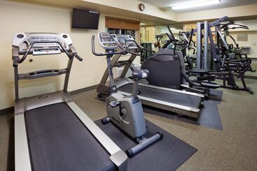 هتل Candlewood Suites Milwaukee Brown Deer By Ihg