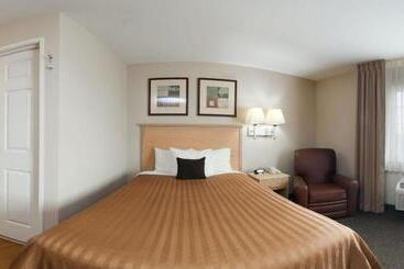 هتل Candlewood Suites Milwaukee Brown Deer By Ihg