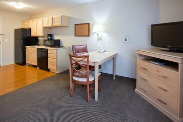 هتل Candlewood Suites Milwaukee Brown Deer By Ihg