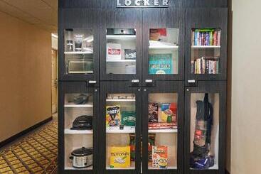 هتل Candlewood Suites Owasso, An Ihg