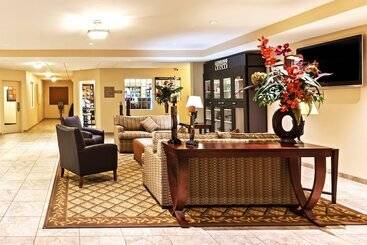 هتل Candlewood Suites Pearland, An Ihg