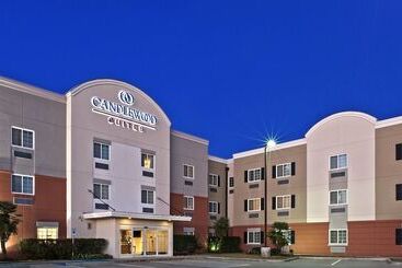 هتل Candlewood Suites Pearland, An Ihg