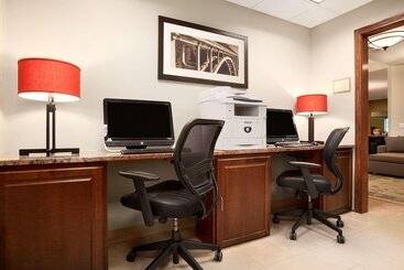 هتل Country Inn & Suites By Radisson, Dearborn, Mi