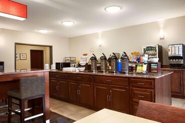 هتل Country Inn & Suites By Radisson, Dearborn, Mi
