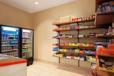 هتل Country Inn & Suites By Radisson, Dearborn, Mi