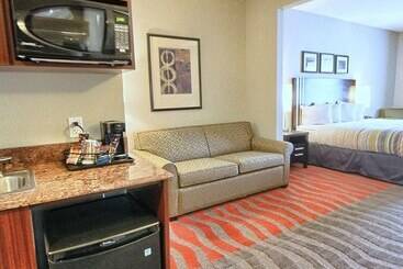 هتل Country Inn & Suites By Radisson, Dearborn, Mi