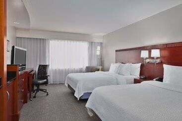 هتل Courtyard By Marriott Corpus Christi