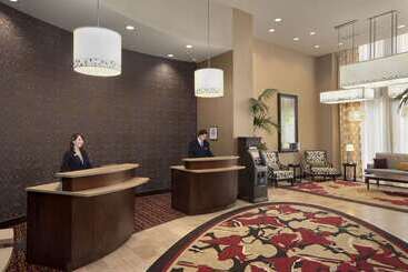 هتل Embassy Suites By Hilton St. Louis Downtown