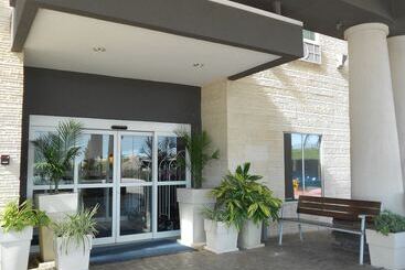 هتل Holiday Inn Express And Suites Corpus Christi North By Ihg