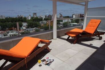 هتل Intercity Montevideo