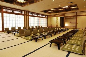 هتل Kasugai View