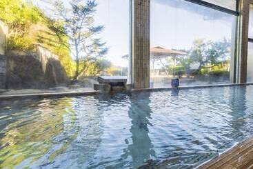 Kamenoi Hotel Nachi Katsuura