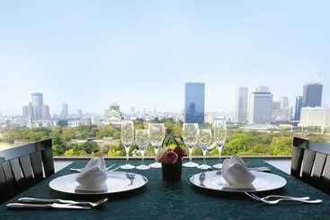 Kkr Hotel Osaka