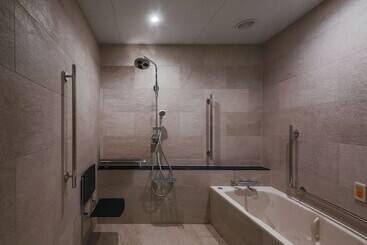 Kkr Hotel Osaka
