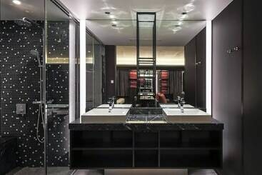 Kkr Hotel Osaka