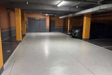 هتل Nexus Valladolid Suites &