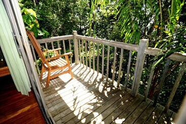 هتل Permai Rainforest Resort