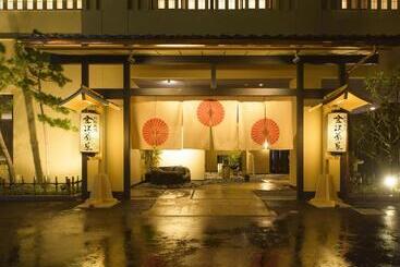 هتل Kanazawa Chaya