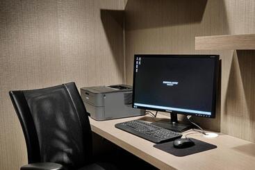 هتل Springhill Suites By Marriott Albany Latham Colonie