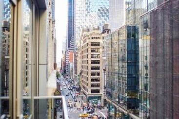 هتل The Gotham