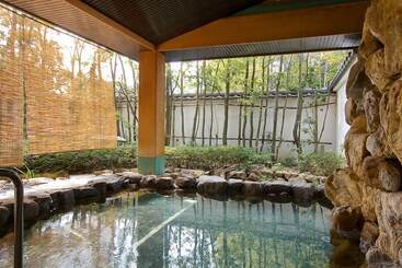 Dogo Onsen Hotel Tsubakikan