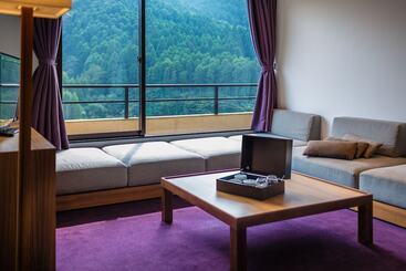 ریوکان Furuyu Onsen Oncri