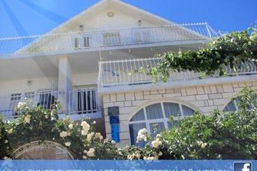 هاستل Rooms Sunce