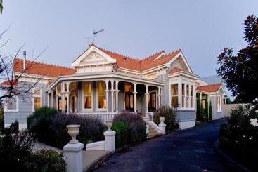 צימר Mchardy Lodge