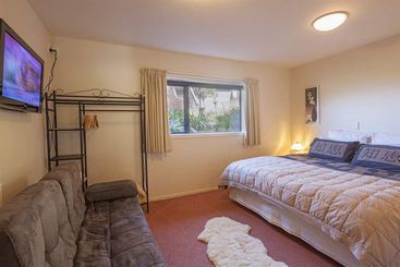 تختخواب و صبحانه Coronet View Apartments
