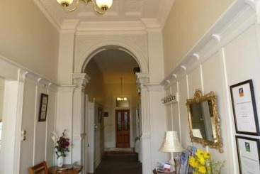 Hazel House Boutique Bed & Breakfast