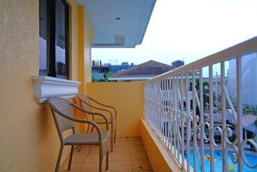 هتل Boracay Holiday Resort