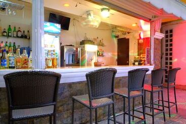 هتل Boracay Holiday Resort