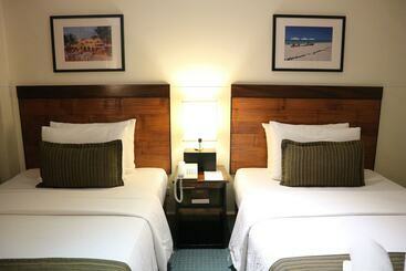 هتل Boracay Sands