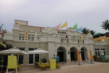 هتل Boracay Sands