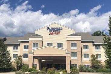 هتل Fairfield Inn & Suites By Marriott Brunswick Freeport