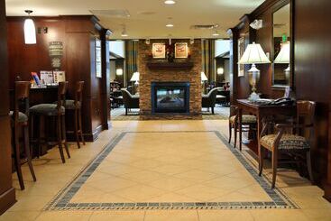 هتل Hawthorn Suites By Wyndham Williamsville Buffalo Airport