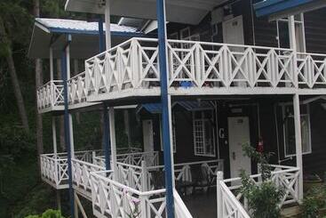 هتل Kinabalu Pine Resorts