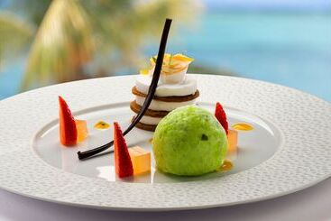 هتل Lux Le Morne Resort