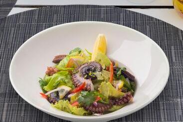 هتل Lux Le Morne Resort