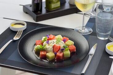 هتل Lux Le Morne Resort