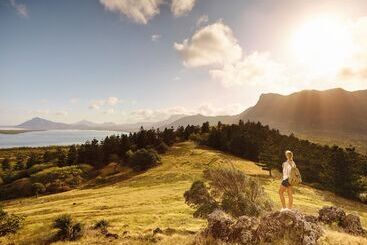 هتل Lux Le Morne Resort