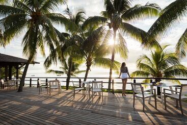 هتل Lux Le Morne Resort