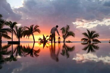 هتل Lux Le Morne Resort