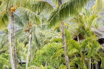هتل Lux Le Morne Resort