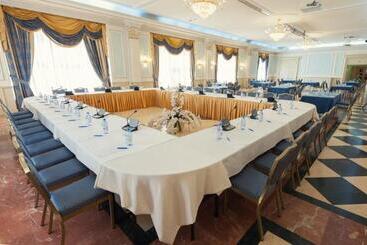 Radisson Hotel Astana