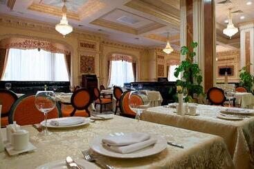 هتل Royal Tulip Almaty