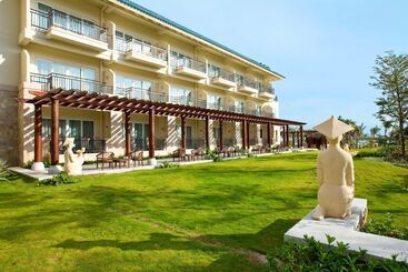 هتل Sheraton Huizhou Beach Resort