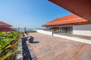 هتل Sheraton Huizhou Beach Resort