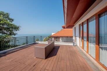 هتل Sheraton Huizhou Beach Resort