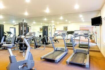هتل Staybridge Suites   Brownsville, An Ihg
